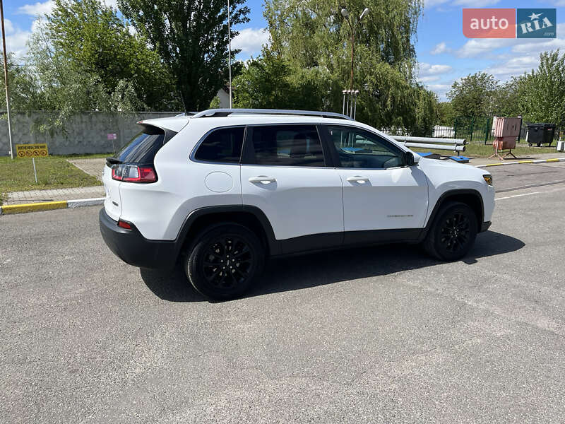 Внедорожник / Кроссовер Jeep Cherokee 2019 в Василькове