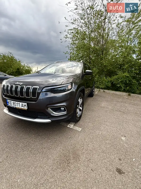 Jeep Cherokee