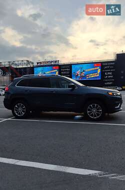 Внедорожник / Кроссовер Jeep Cherokee 2020 в 