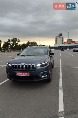 Внедорожник / Кроссовер Jeep Cherokee 2020 в 