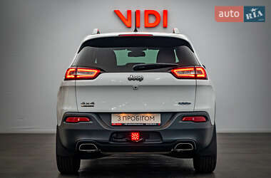 Внедорожник / Кроссовер Jeep Cherokee 2017 в 