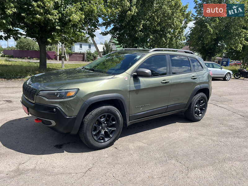 Внедорожник / Кроссовер Jeep Cherokee 2020 в Чернигове