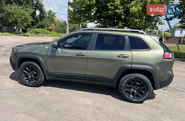 Внедорожник / Кроссовер Jeep Cherokee 2020 в 