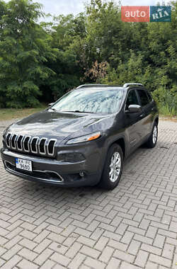 Позашляховик / Кросовер Jeep Cherokee 2016 в Києві