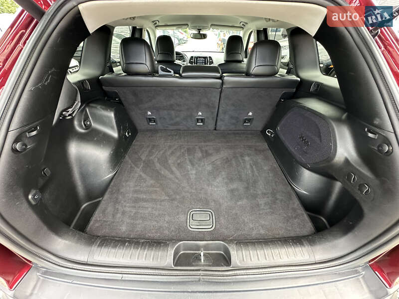 Внедорожник / Кроссовер Jeep Cherokee 2019 в Ивано-Франковске