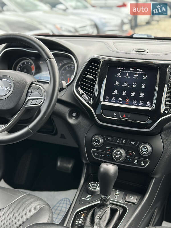 Внедорожник / Кроссовер Jeep Cherokee 2019 в Ивано-Франковске