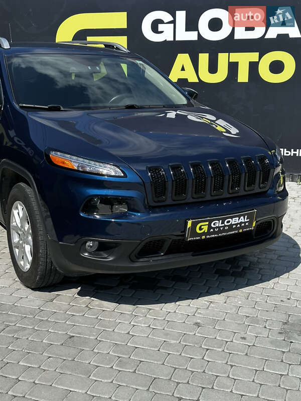 Внедорожник / Кроссовер Jeep Cherokee 2017 в Львове