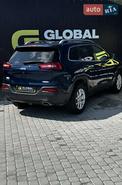 Внедорожник / Кроссовер Jeep Cherokee 2017 в 