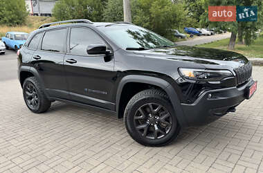 Внедорожник / Кроссовер Jeep Cherokee 2019 в Киеве