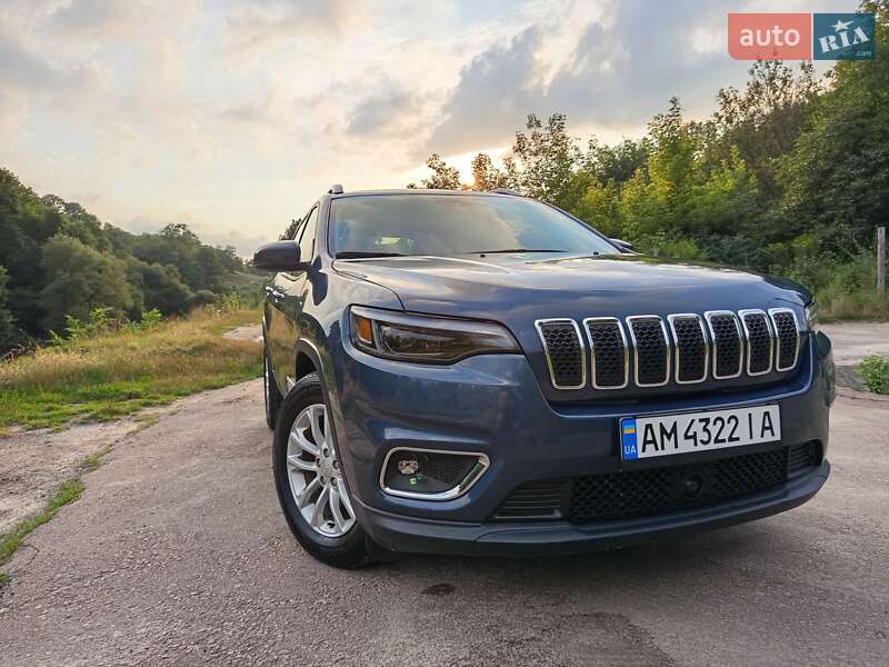 Внедорожник / Кроссовер Jeep Cherokee 2020 в Житомире
