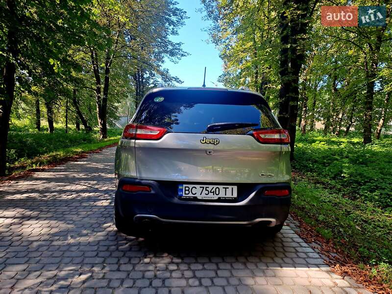 Позашляховик / Кросовер Jeep Cherokee 2016 в Жовкві фото 53 Позашляховик / Кросовер Jeep Cherokee 2016 в Жовкві