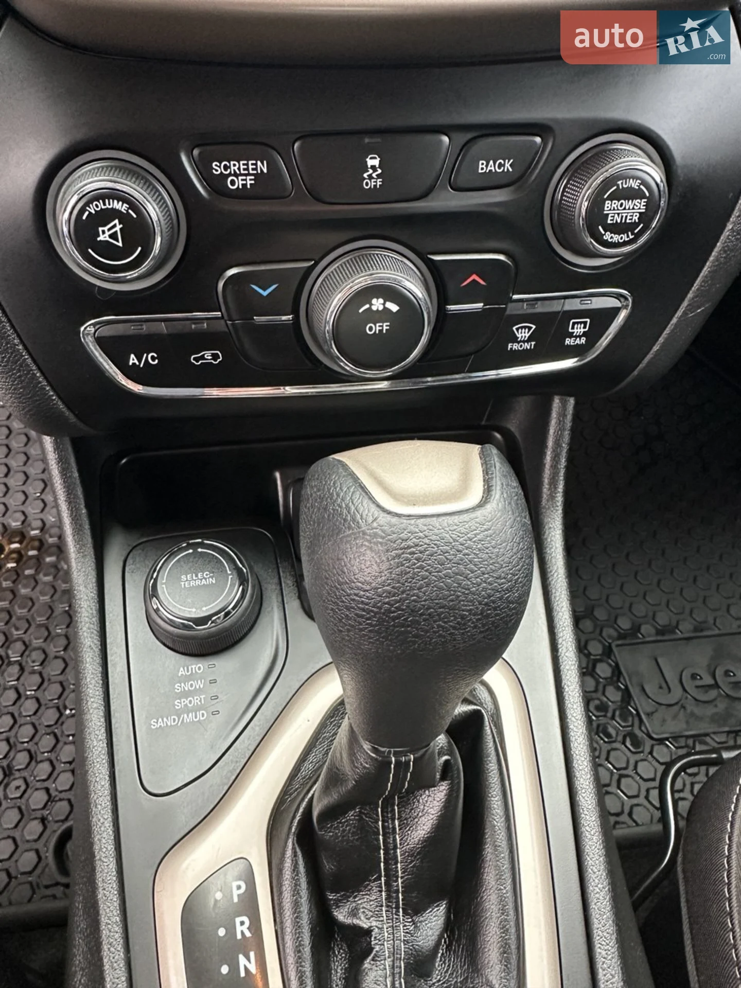 2014 Jeep Cherokee - мініатюра 22