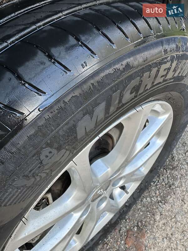 Позашляховик / Кросовер Jeep Cherokee 2014 в Сумах