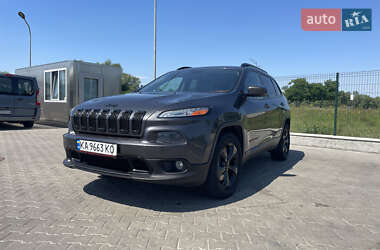 Внедорожник / Кроссовер Jeep Cherokee 2016 в 