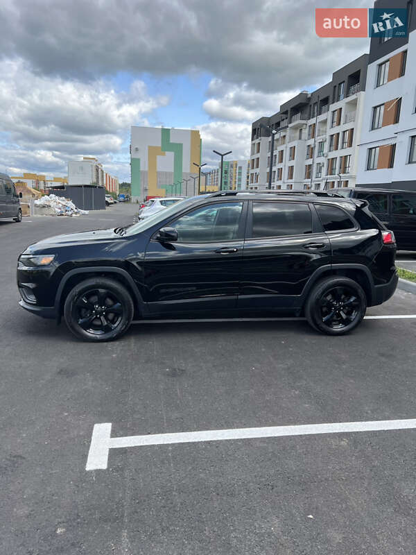 Внедорожник / Кроссовер Jeep Cherokee 2019 в Ровно
