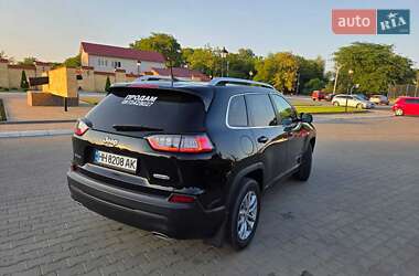 Внедорожник / Кроссовер Jeep Cherokee 2021 в 