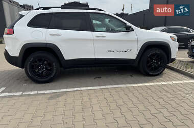 Внедорожник / Кроссовер Jeep Cherokee 2022 в 