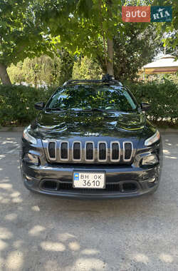 Внедорожник / Кроссовер Jeep Cherokee 2014 в Одессе