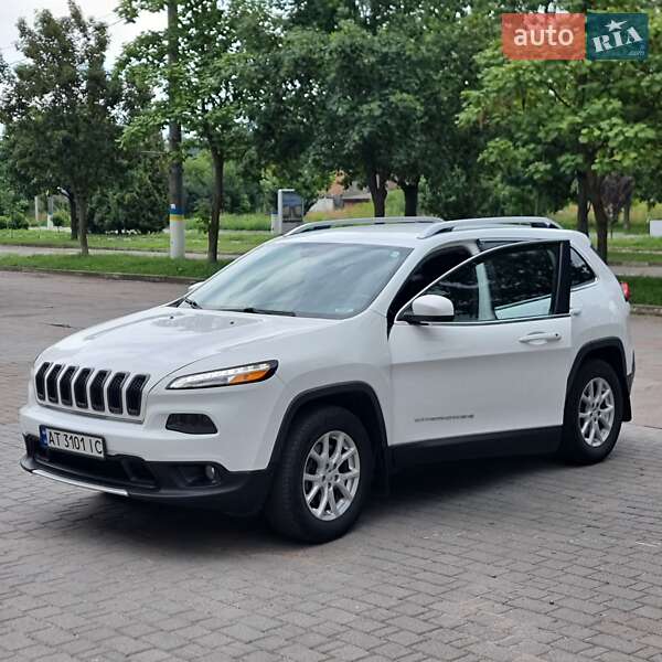 Позашляховик / Кросовер Jeep Cherokee 2016 в Калуші