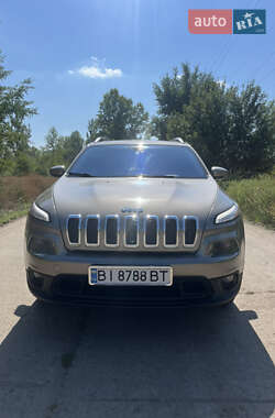 Внедорожник / Кроссовер Jeep Cherokee 2016 в 