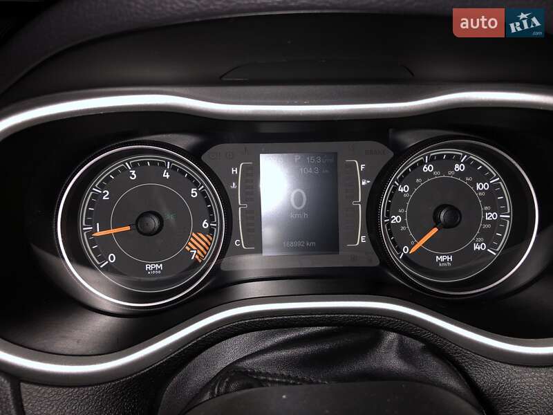 Внедорожник / Кроссовер Jeep Cherokee 2014 в Киеве