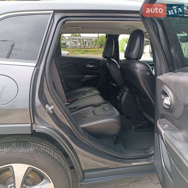 Внедорожник / Кроссовер Jeep Cherokee 2020 в Каменец-Подольском фото 17 Внедорожник / Кроссовер Jeep Cherokee 2020 в Каменец-Подольском