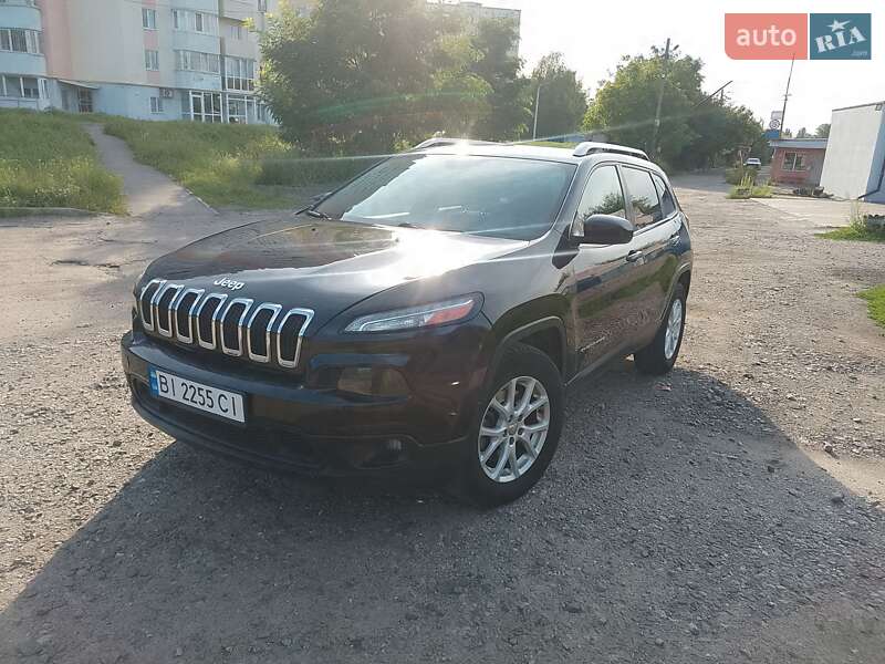 Внедорожник / Кроссовер Jeep Cherokee 2014 в Полтаве