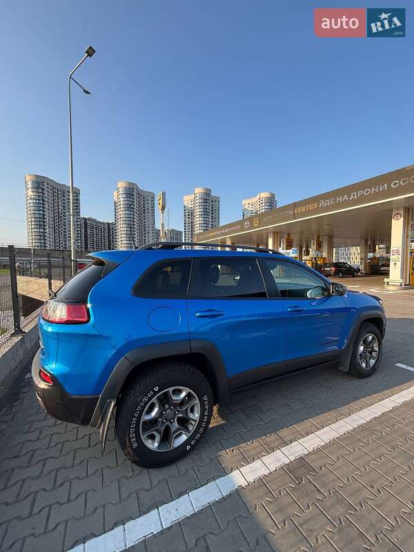 Позашляховик / Кросовер Jeep Cherokee 2020 в Києві фото 5 Позашляховик / Кросовер Jeep Cherokee 2020 в Києві