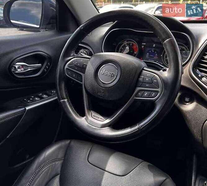 Внедорожник / Кроссовер Jeep Cherokee 2020 в Львове