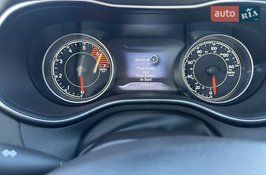 Внедорожник / Кроссовер Jeep Cherokee 2019 в 