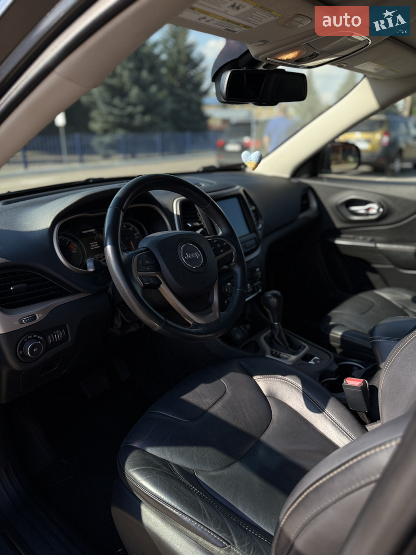2015 Jeep Cherokee - мініатюра 15