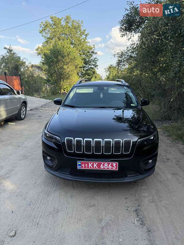 Внедорожник / Кроссовер Jeep Cherokee 2018 в Гайвороне