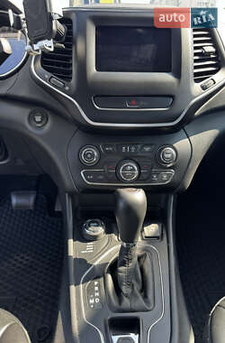 Позашляховик / Кросовер Jeep Cherokee 2018 в Києві