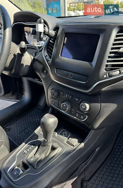 Позашляховик / Кросовер Jeep Cherokee 2018 в Києві