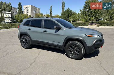 Внедорожник / Кроссовер Jeep Cherokee 2015 в Южноукраинске