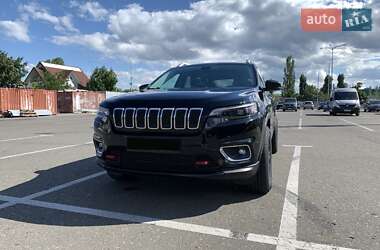 Внедорожник / Кроссовер Jeep Cherokee 2019 в Киеве