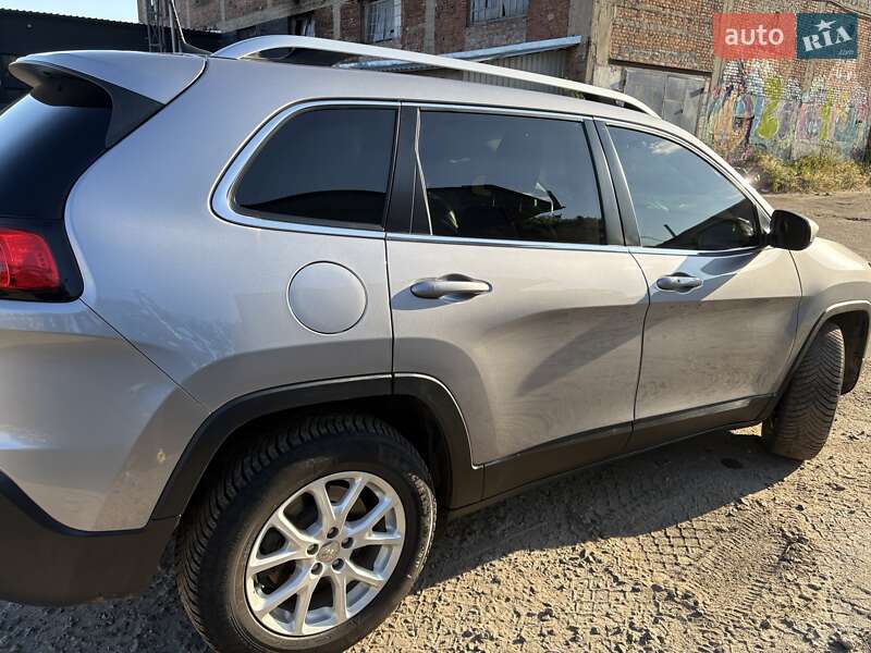 Jeep Cherokee 2017