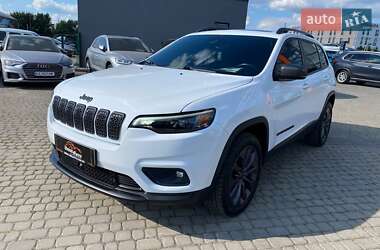 Внедорожник / Кроссовер Jeep Cherokee 2020 в 