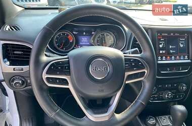 Внедорожник / Кроссовер Jeep Cherokee 2020 в 