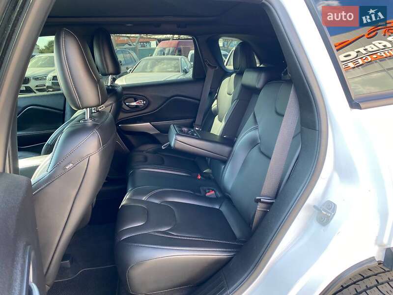 Внедорожник / Кроссовер Jeep Cherokee 2020 в Львове фото 22 Внедорожник / Кроссовер Jeep Cherokee 2020 в Львове