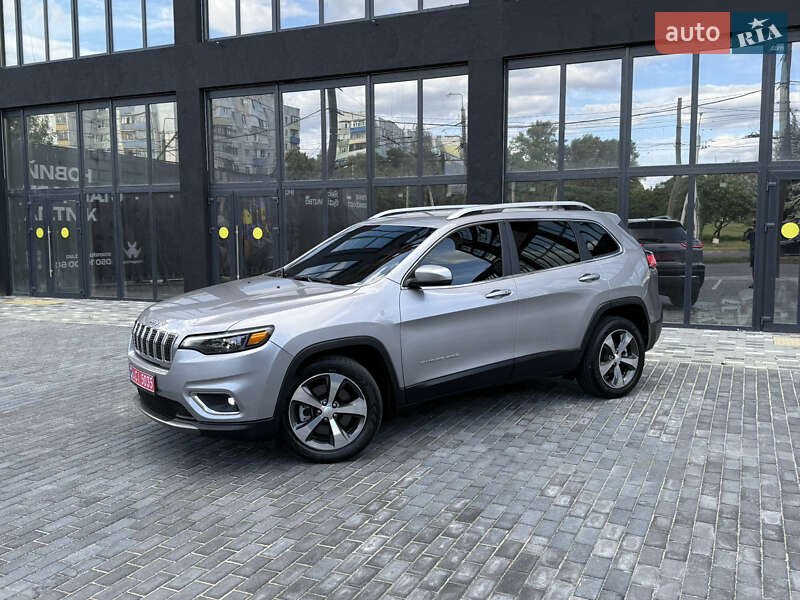 Позашляховик / Кросовер Jeep Cherokee 2019 в Полтаві фото 3 Позашляховик / Кросовер Jeep Cherokee 2019 в Полтаві