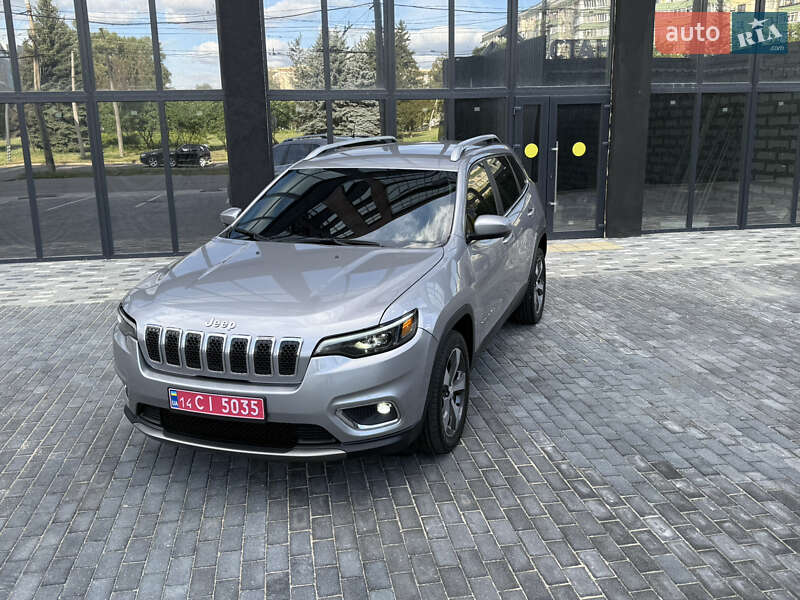 Позашляховик / Кросовер Jeep Cherokee 2019 в Полтаві фото 14 Позашляховик / Кросовер Jeep Cherokee 2019 в Полтаві