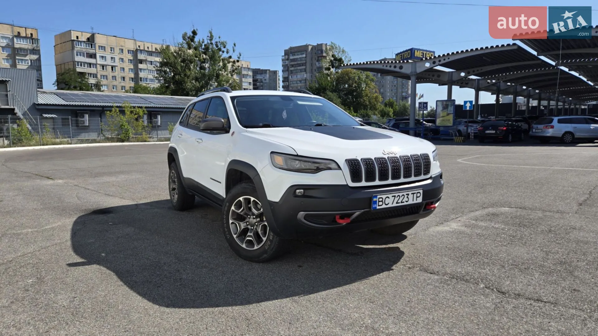 2020 Jeep Cherokee - фото 1