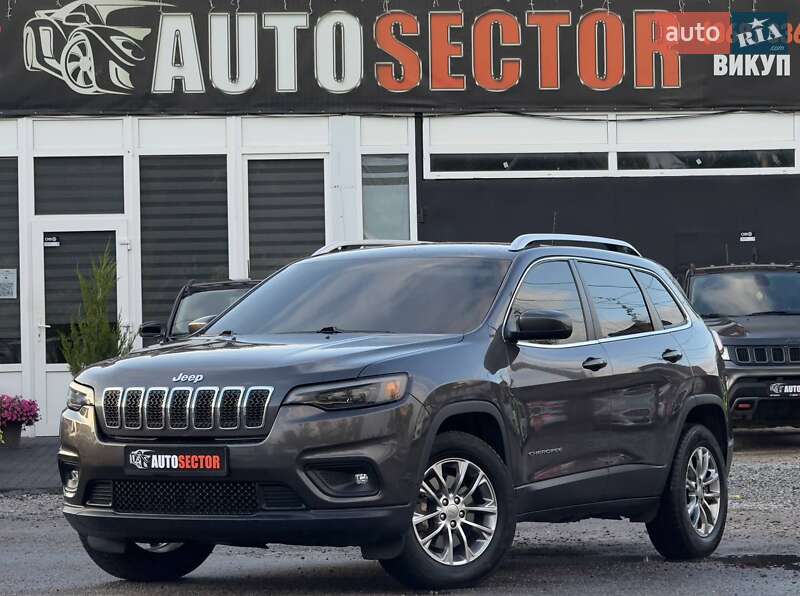 Внедорожник / Кроссовер Jeep Cherokee 2018 в 
