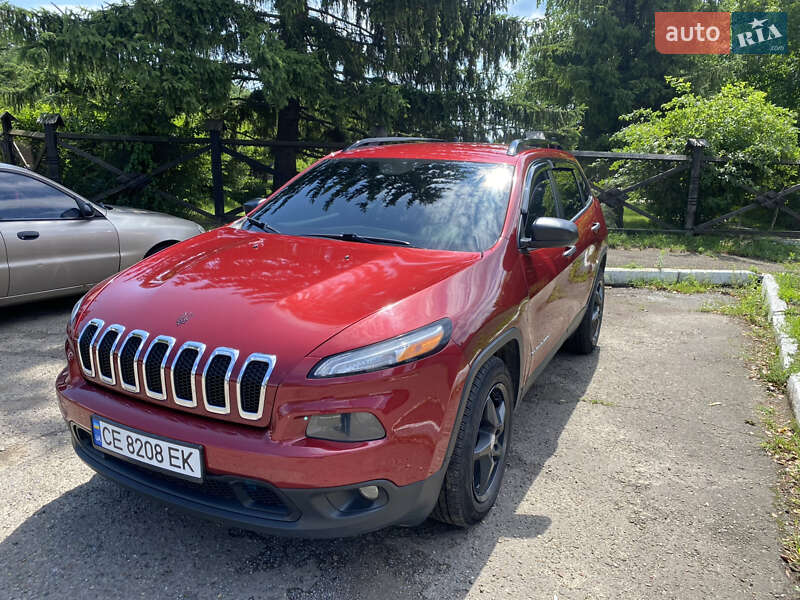 Внедорожник / Кроссовер Jeep Cherokee 2016 в Черновцах