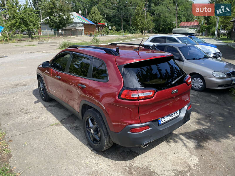 Внедорожник / Кроссовер Jeep Cherokee 2016 в Черновцах