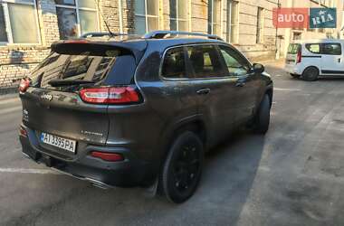 Внедорожник / Кроссовер Jeep Cherokee 2014 в 