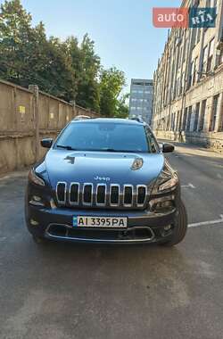 Внедорожник / Кроссовер Jeep Cherokee 2014 в 