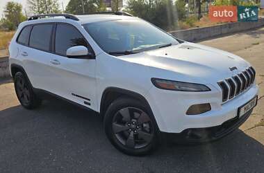 Внедорожник / Кроссовер Jeep Cherokee 2016 в 