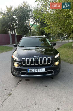 Внедорожник / Кроссовер Jeep Cherokee 2015 в Ровно